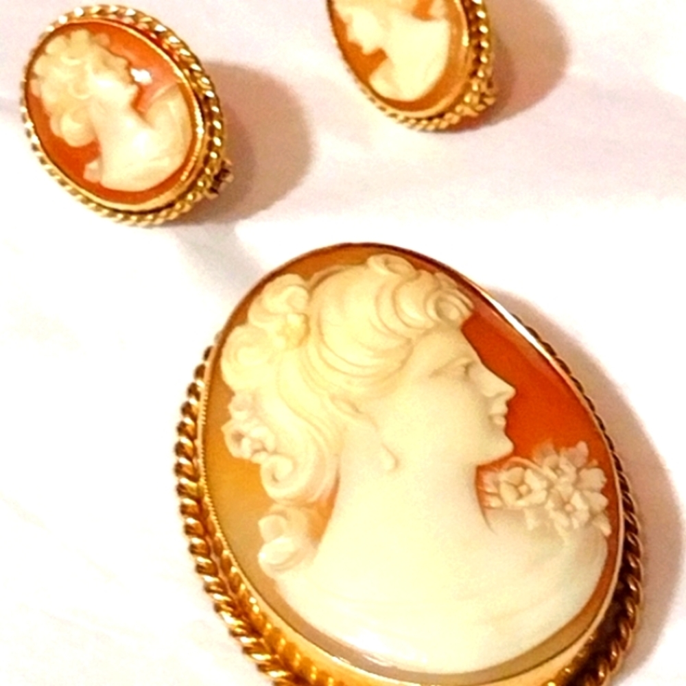 14KT Gold Real Shell Cameos - Picture 4 of 10